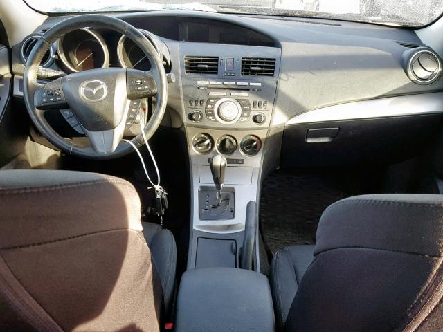 JM1BL1K52B1478626 - 2011 MAZDA 3 S SILVER photo 9