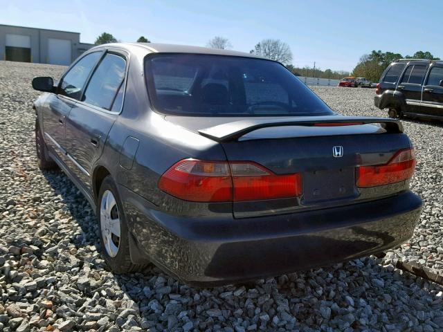 1HGCG5641YA032270 - 2000 HONDA ACCORD LX BLUE photo 3