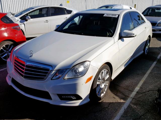 WDDHF5GB8BA512081 - 2011 MERCEDES-BENZ E 350 WHITE photo 2