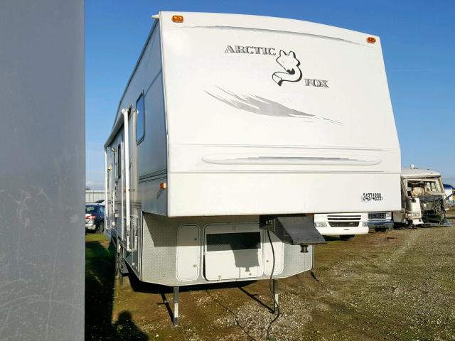 4N15E292820115974 - 2002 ARCT FOX CAMPER WHITE photo 1