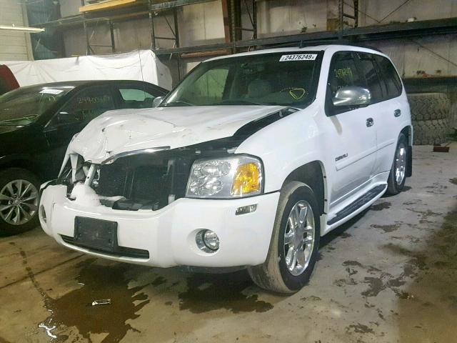 1GKET53M992129966 - 2009 GMC ENVOY DENA WHITE photo 2