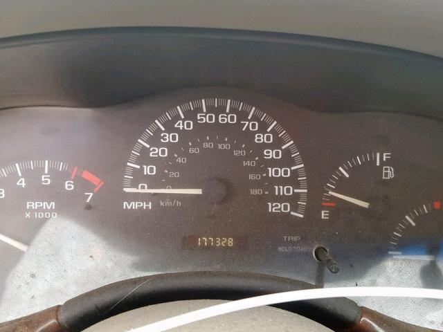 1G1NE52J116139202 - 2001 CHEVROLET MALIBU LS Gümüş foto 8