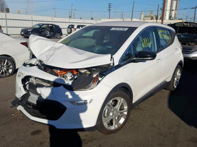 1G1FW6S05H4149770 - 2017 CHEVROLET BOLT EV LT WHITE photo 2