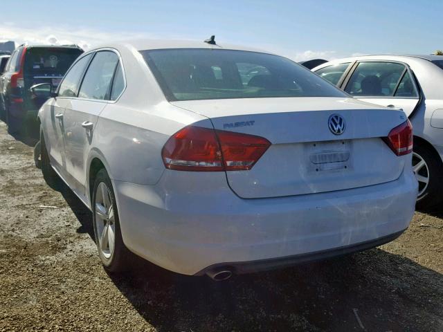 1VWBP7A39CC025467 - 2012 VOLKSWAGEN PASSAT SE WHITE photo 3