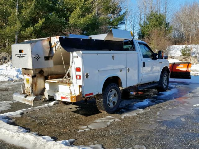 1FTWF31525EB03208 - 2005 FORD F350 SRW S WHITE photo 4