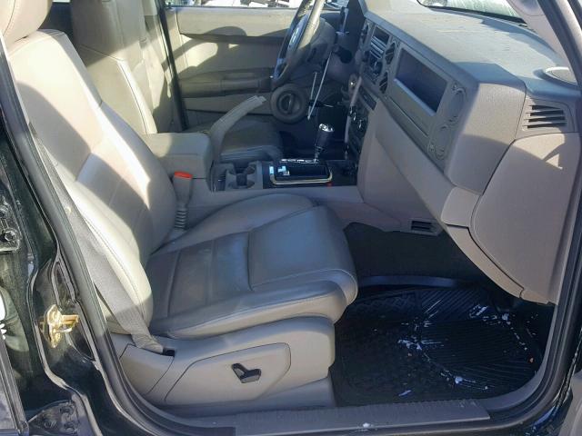 1J8HG48P27C632166 - 2007 JEEP COMMANDER BLACK photo 5