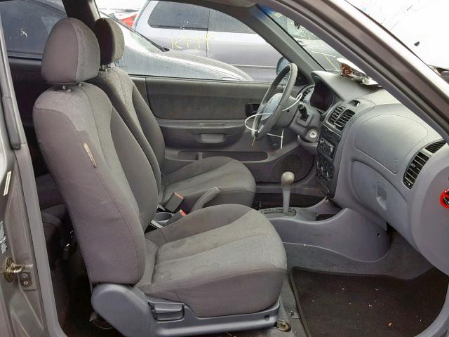 KMHCG35C64U278943 - 2004 HYUNDAI ACCENT GL GRAY photo 5