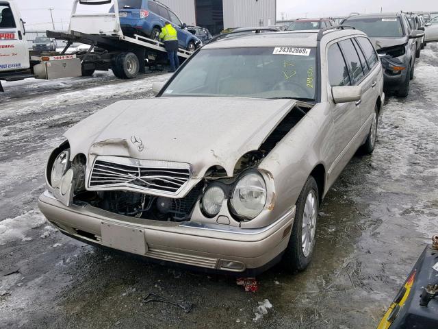 WDBJH82F1WX010791 - 1998 MERCEDES-BENZ E 320 4MAT TAN photo 2