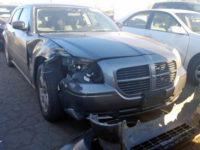 2D8FV48V75H533907 - 2005 DODGE MAGNUM SXT GRAY photo 1