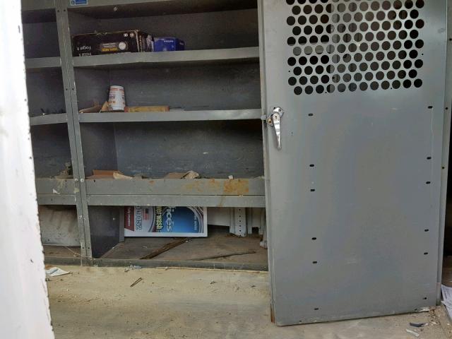 1GTGG25V471126232 - 2007 GMC SAVANA G25 WHITE photo 6