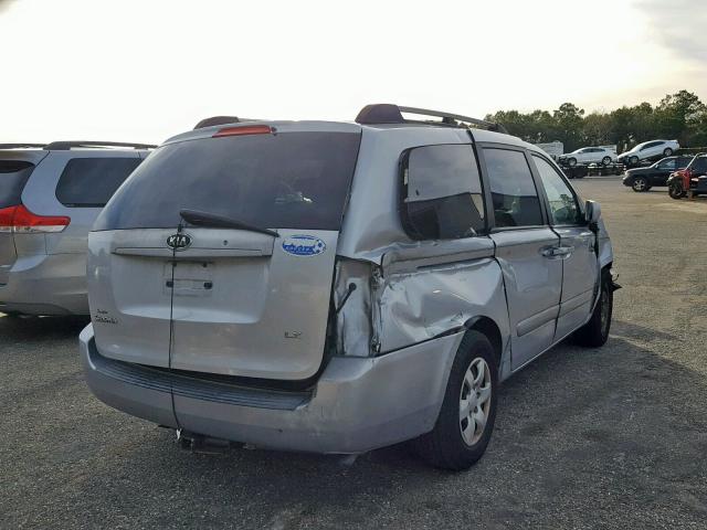 KNDMB233066057818 - 2006 KIA SEDONA EX SILVER photo 4