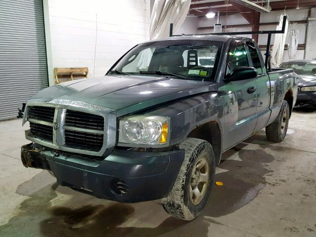 1D7HW22K95S153716 - 2005 DODGE DAKOTA ST GRAY photo 2