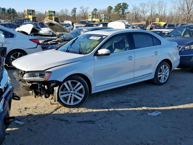 3VWL17AJ5HM401284 - 2017 VOLKSWAGEN JETTA SEL WHITE photo 2