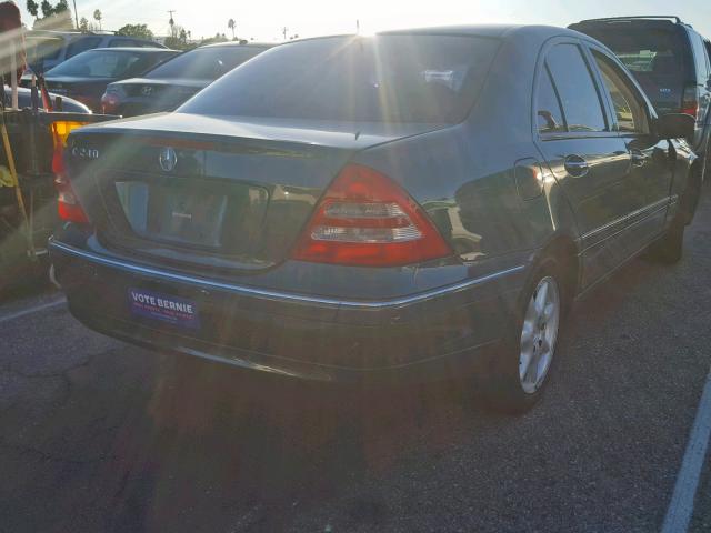 WDBRF61J71F118303 - 2001 MERCEDES-BENZ C 240 GREEN photo 4