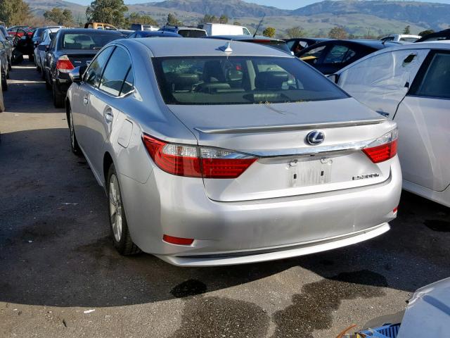 JTHBW1GG2D2027404 - 2013 LEXUS ES 300H SILVER photo 3