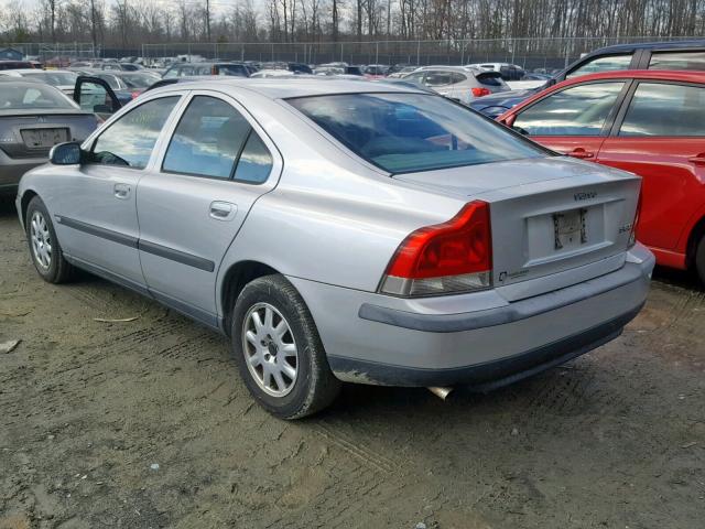 YV1RS61R512061832 - 2001 VOLVO S60 SILVER photo 3