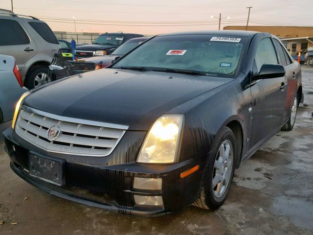 1G6DW677260107598 - 2006 CADILLAC STS BLACK photo 2