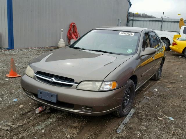 1N4DL01D7XC161986 - 1999 NISSAN ALTIMA XE BROWN photo 2