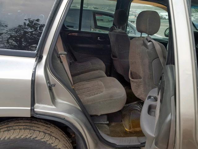 1GKDT13S422281615 - 2002 GMC ENVOY GRAY photo 6