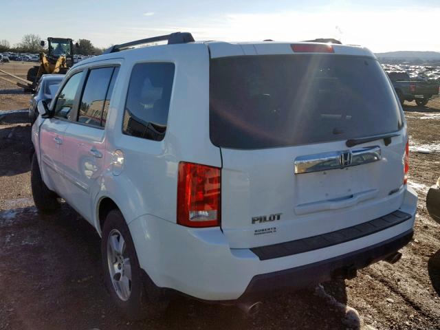 5FNYF4H75BB014667 - 2011 HONDA PILOT EXLN WHITE photo 3