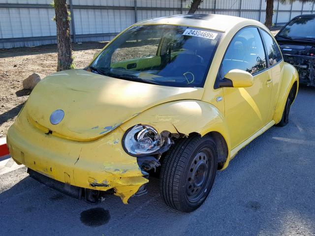 3VWCK21C02M405297 - 2002 VOLKSWAGEN NEW BEETLE Gelb Foto 2