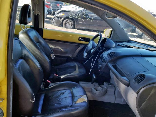 3VWCK21C02M405297 - 2002 VOLKSWAGEN NEW BEETLE Gelb Foto 5
