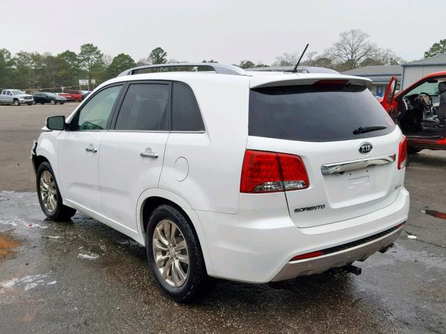 5XYKW4A25BG131050 - 2011 KIA SORENTO SX WHITE photo 3