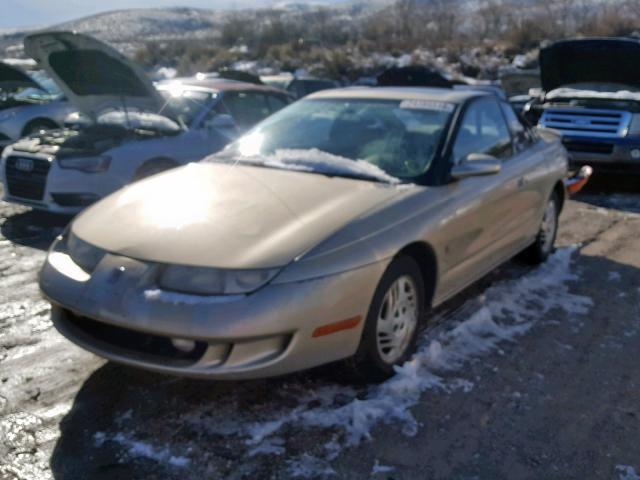 1G8ZY1270XZ205592 - 1999 SATURN SC2 GOLD photo 2