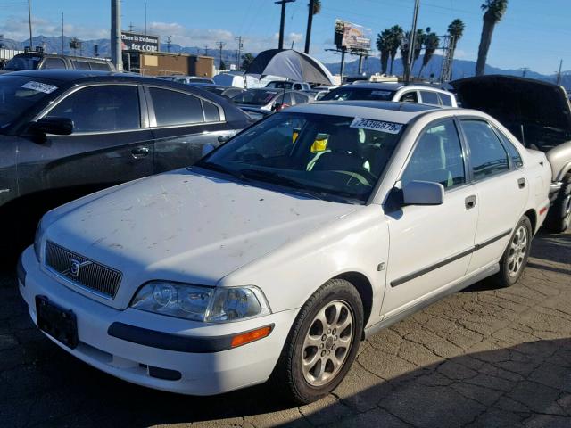 YV1VS295X1F602889 - 2001 VOLVO S40 1.9T WHITE photo 2