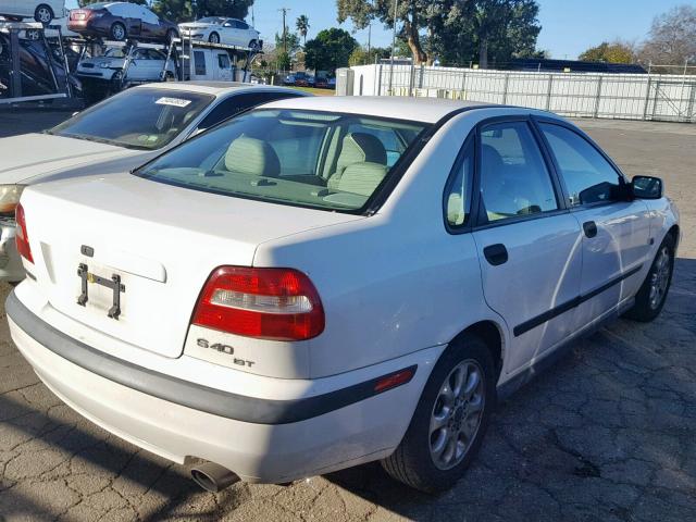 YV1VS295X1F602889 - 2001 VOLVO S40 1.9T WHITE photo 4