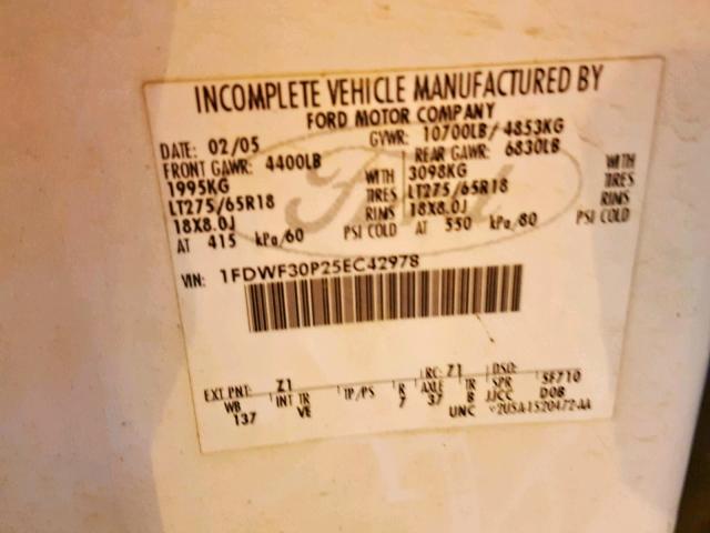 1FDWF30P25EC42978 - 2005 FORD F350 SRW S WHITE photo 10