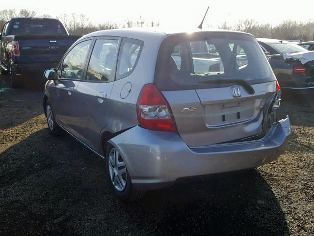 JHMGD38478S020269 - 2008 HONDA FIT SILVER photo 3