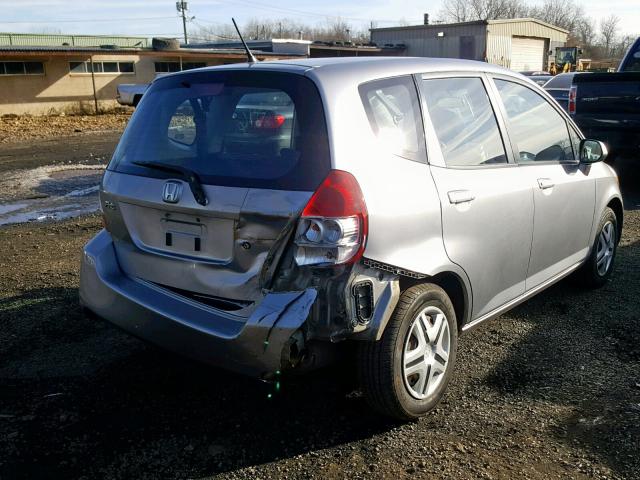 JHMGD38478S020269 - 2008 HONDA FIT SILVER photo 4