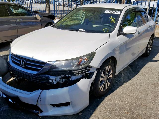 1HGCR2F39DA197607 - 2013 HONDA ACCORD LX WHITE photo 2