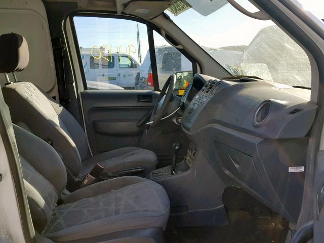 NM0LS7ANXBT059288 - 2011 FORD TRANSIT CO WHITE photo 5