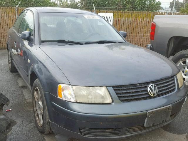 WVWBH63B41P014381 - 2001 VOLKSWAGEN PASSAT GLX 灰色 照片 1