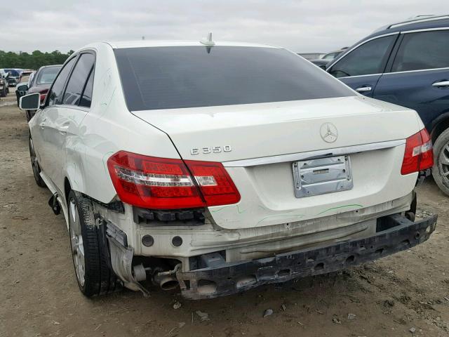 WDDHF5GB6BA470560 - 2011 MERCEDES-BENZ E 350 WHITE photo 3