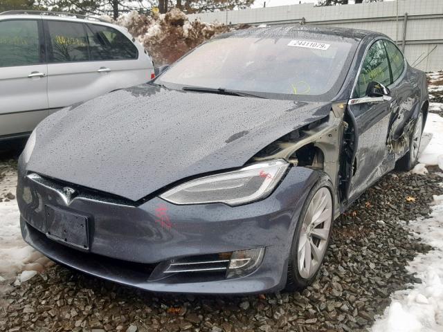 5YJSA1E2XJF244764 - 2018 TESLA MODEL S CHARCOAL photo 2