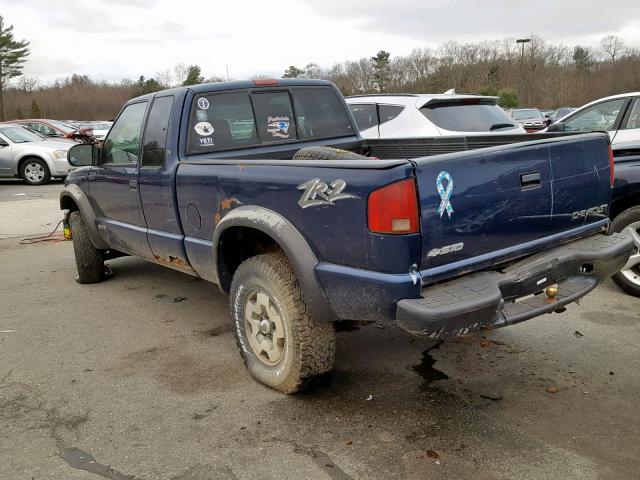 1GCCT19W728140214 - 2002 CHEVROLET S TRUCK BLUE photo 3