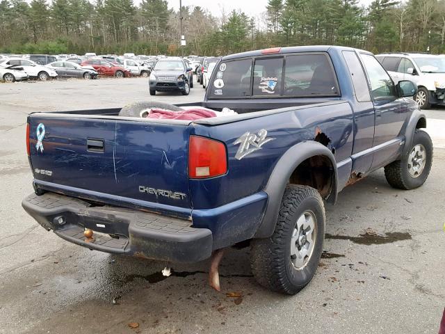 1GCCT19W728140214 - 2002 CHEVROLET S TRUCK BLUE photo 4