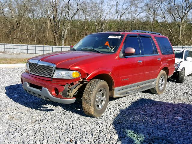 5LMFU28R02LJ17519 - 2002 LINCOLN NAVIGATOR Бордовый фото 2