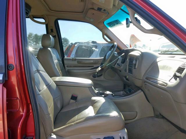 5LMFU28R02LJ17519 - 2002 LINCOLN NAVIGATOR Бордовый фото 5