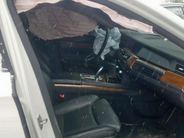 WBAKC8C50CC437759 - 2012 BMW 750LXI WHITE photo 5