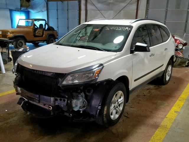 1GNKVFED0EJ178962 - 2014 CHEVROLET TRAVERSE L WHITE photo 2