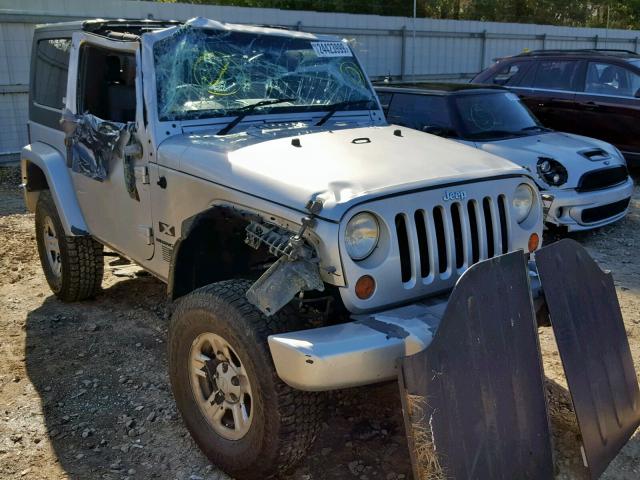 1J4FZ24178L560374 - 2008 JEEP WRANGLER X SILVER photo 1