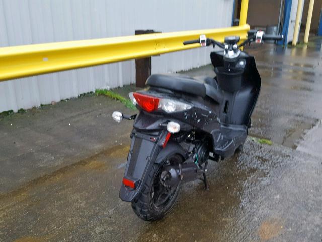 LC2U2A028JC200222 - 2018 KYMCO USA INC SUPER 8 50 BLACK photo 4