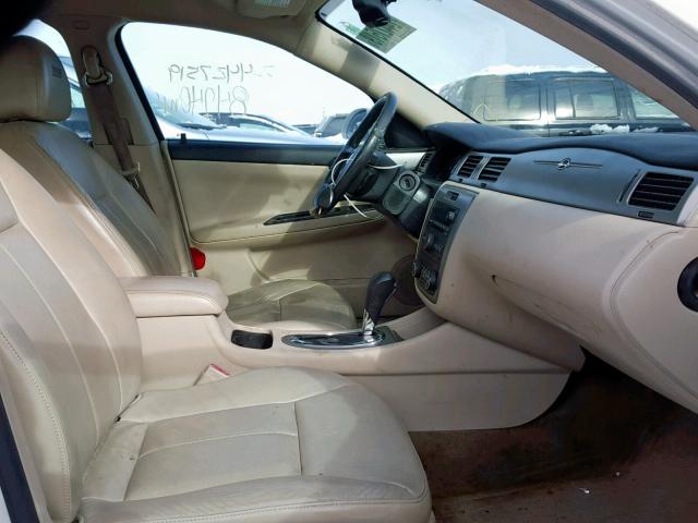 2G1WD58C589161576 - 2008 CHEVROLET IMPALA SUP თეთრი ფოტო 5