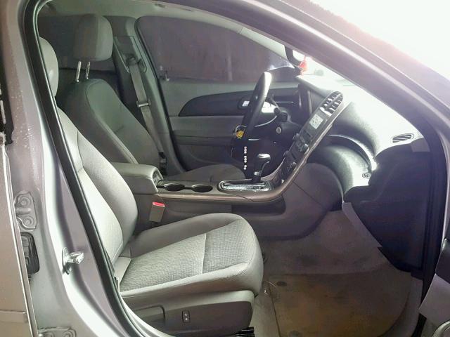 1G11B5SA8DF124837 - 2013 CHEVROLET MALIBU LS SILVER photo 5