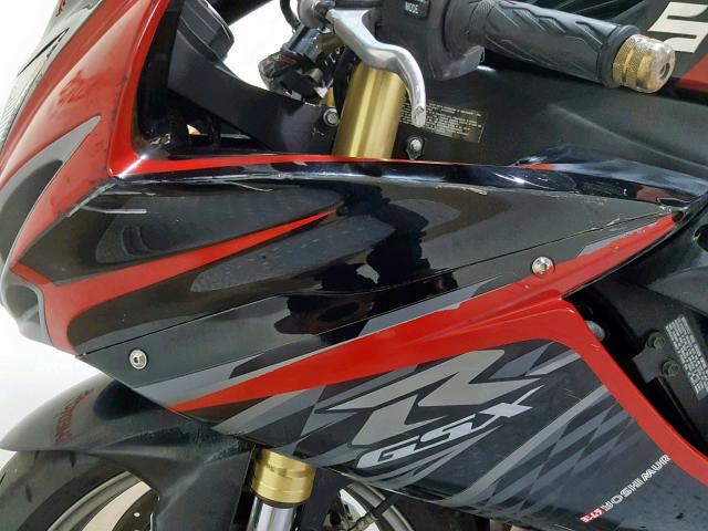 JS1GR7MAXB2102519 - 2011 SUZUKI GSX750 RED photo 16