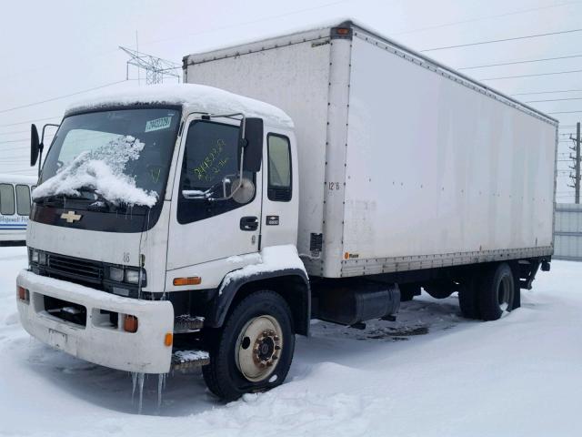 1GBJ7C135XJ108942 - 1999 CHEVROLET T-SERIES F WHITE photo 2